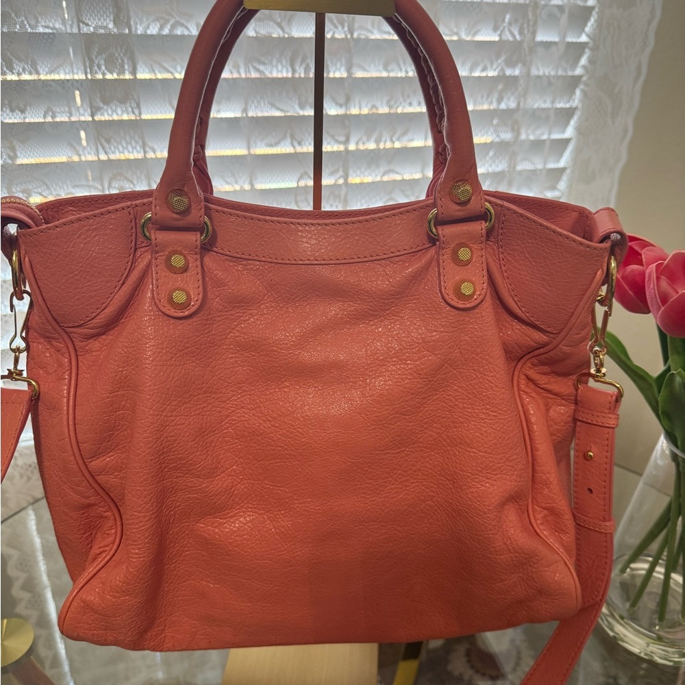 Balenciaga Rose Azalee City Bag with Gold Accents - Picture 7 of 16